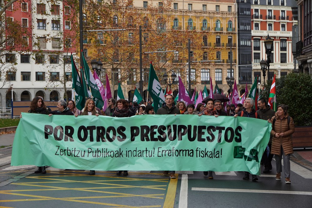 Mitxel Lakuntza: “Estos presupuestos tienen la marca Urkullu: inercia, autocomplacencia y propaganda”