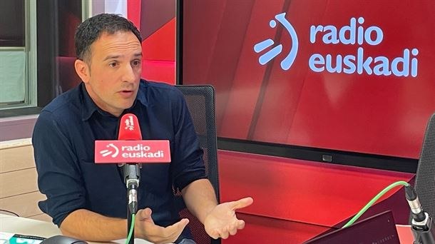 Mitxel Lakuntza: “Tan solo uno de cada cuatro trabajadores públicos consolidará su puesto con las OPE”