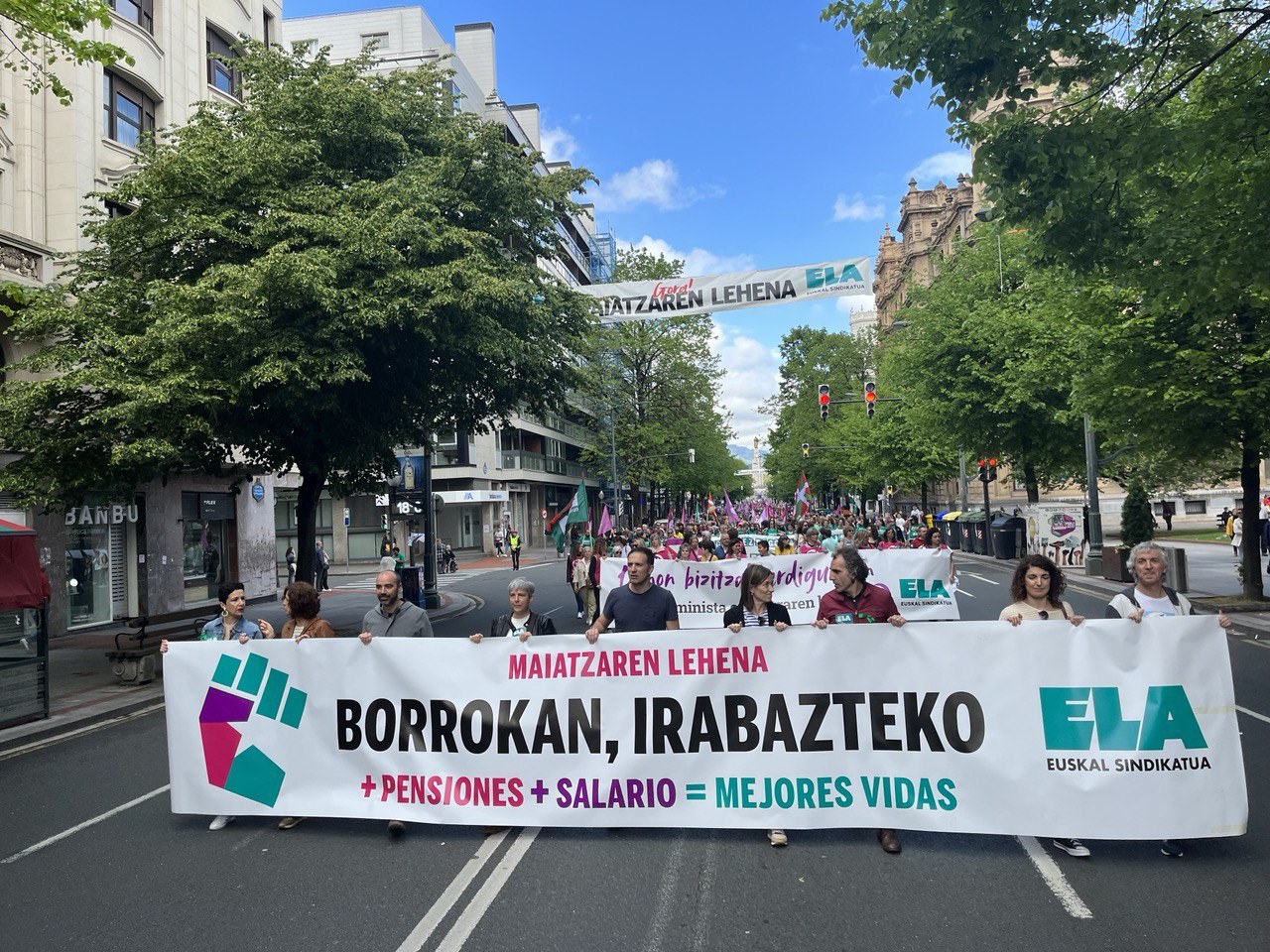 Mitxel Lakuntza destaca ante miles de militantes que  “las huelgas hacen un país mejor y más justo”   #M1 #BorrokanIrabazteko