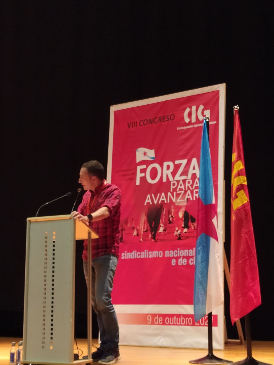 Mitxel Lakuntza destaca en el Congreso de CIG la confluencia de luchas entre ELA y el sindicato gallego