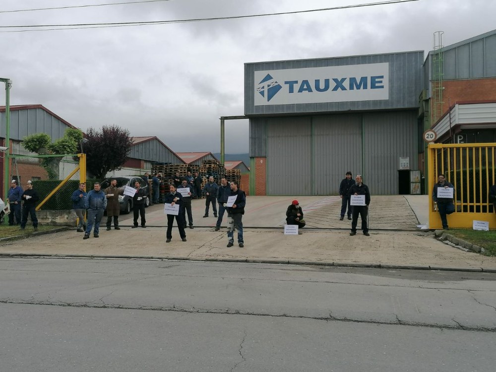 Movilizaciones en Tauxme, Nanclares de la Oca, para exigir la readmisión de dos trabajadores despedidos