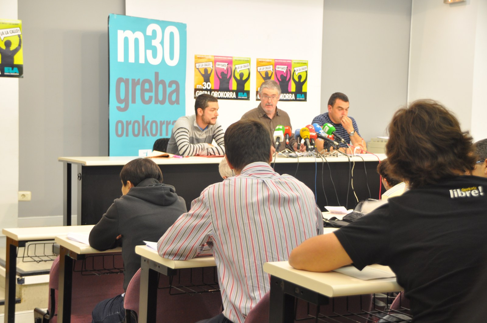 Muñoz: “Están preparando una nueva reforma laboral, que va ser muy dura”