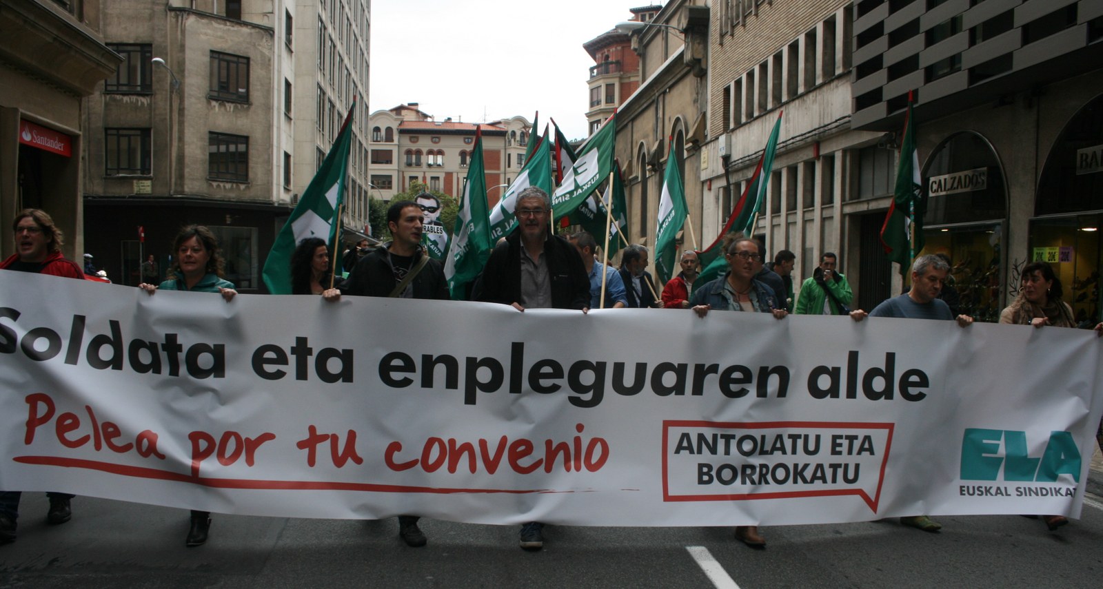 Muñoz: “Tenemos que organizar la defensa de nuestros derechos desde la empresa