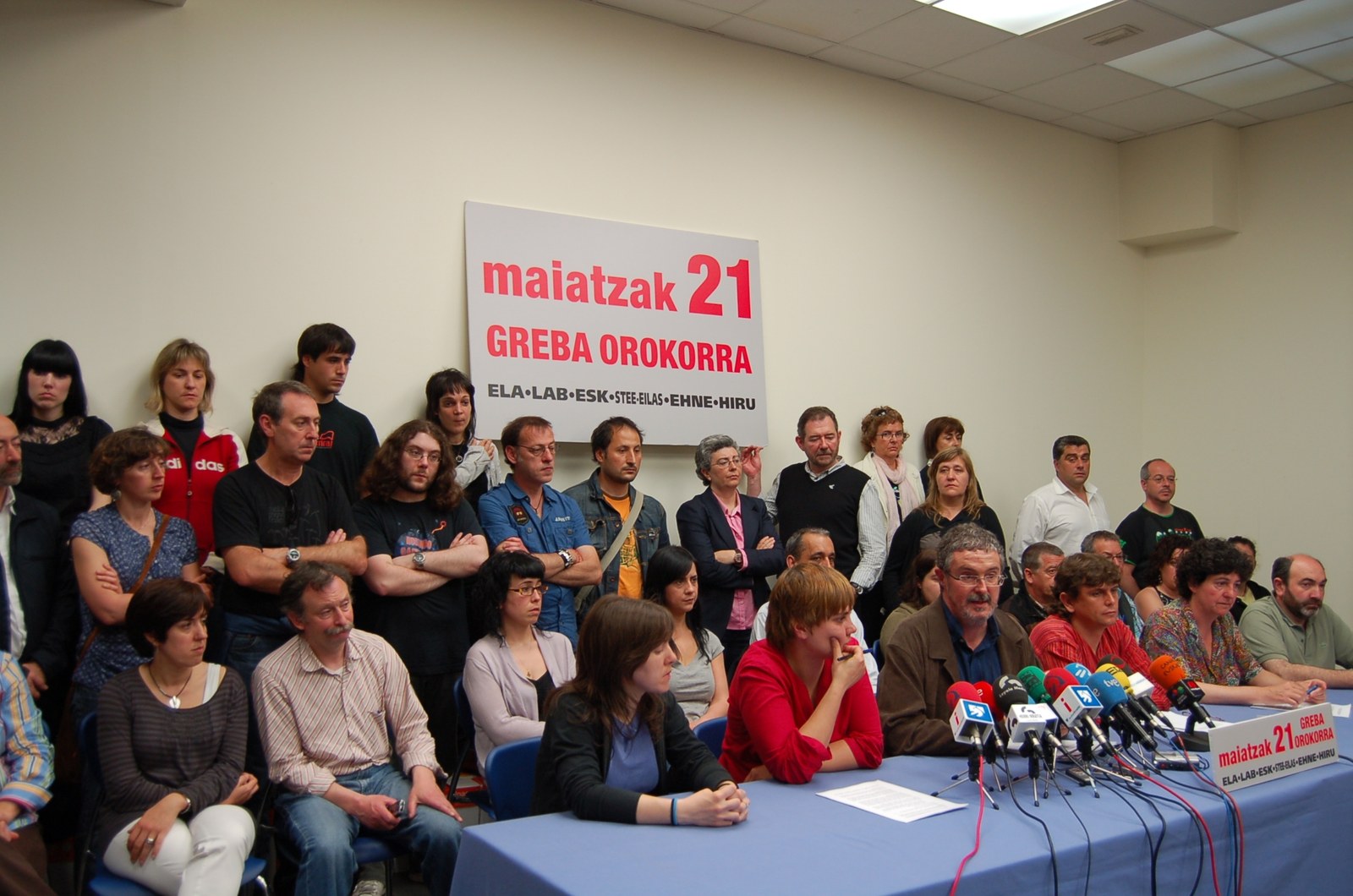 Numerosos apoyos a la Huelga General