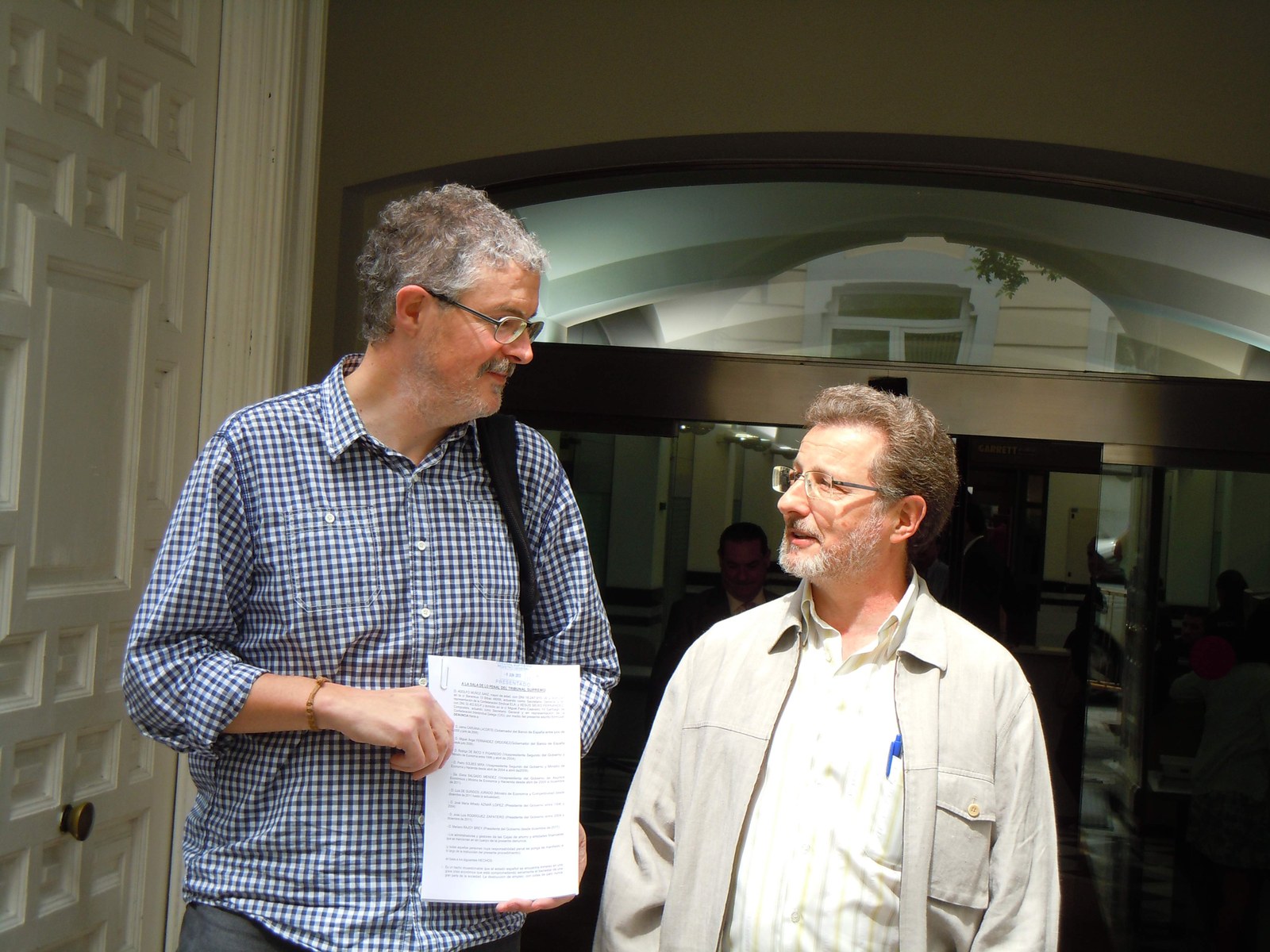 ELA y la CIG de Galizia han presentado en el Tribunal Supremo la denuncia contra los representantes de los gobiernos y los Gobernadores del Banco de España