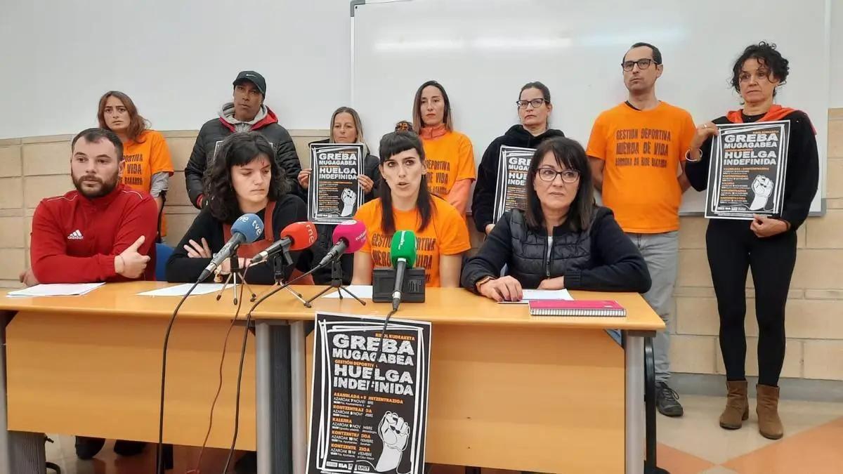Tras 23 días de huelga indefinida, la propuesta de la patronal de gestión deportiva de Navarra sigue siendo insuficiente