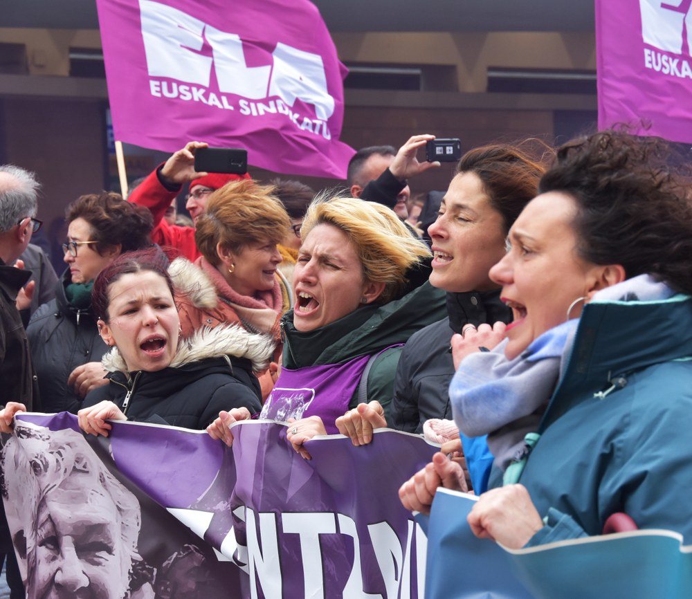 Zuriketa morea zuena, borroka feminista gurea!