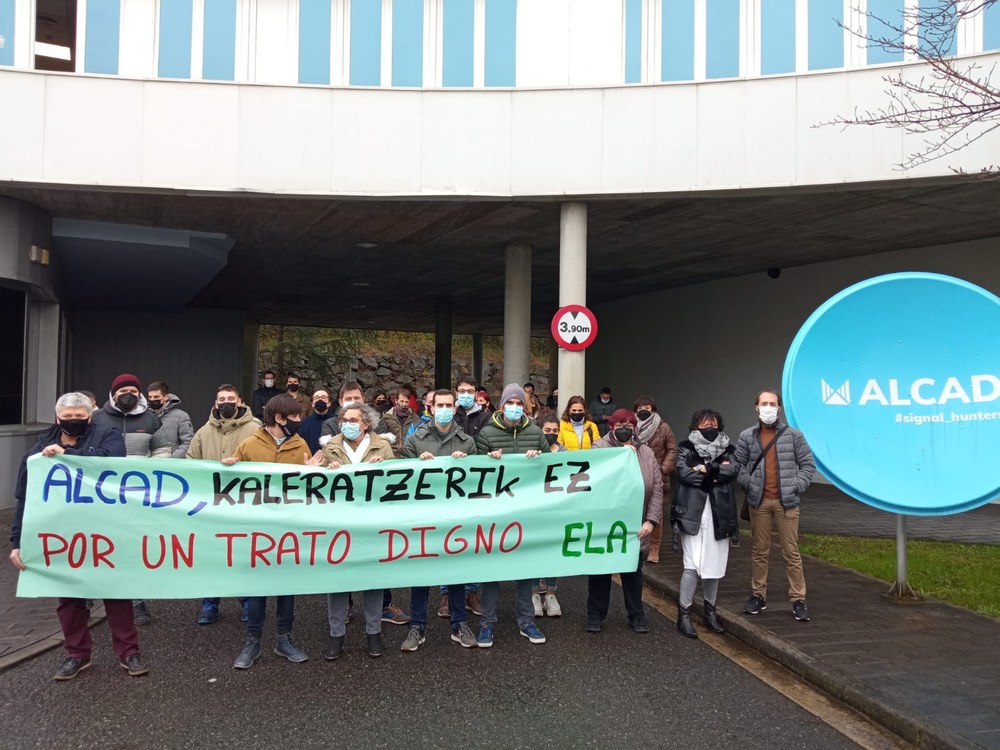 Concentraciones en ALCAD (Irun) para denunciar 7 despidos en la empresa