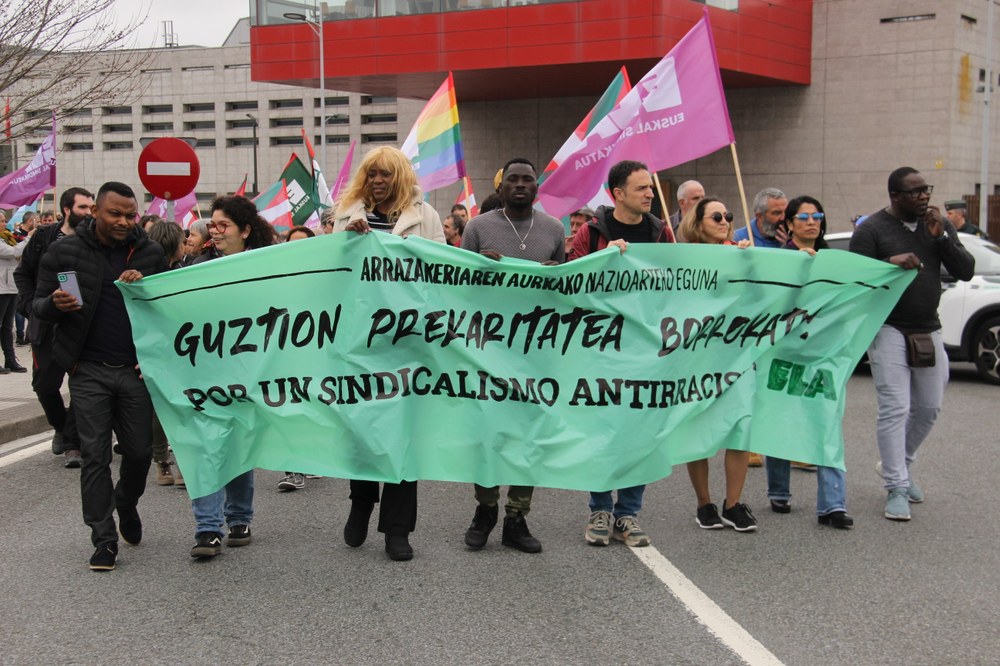 20J: Trabajo, vida y acogida digna