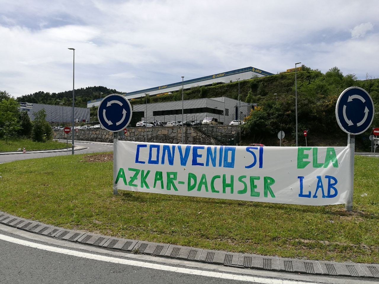 Si no hay voluntad de negociación por parte de Azkar Dachser Group, huelga el 22 de mayo en Zubieta