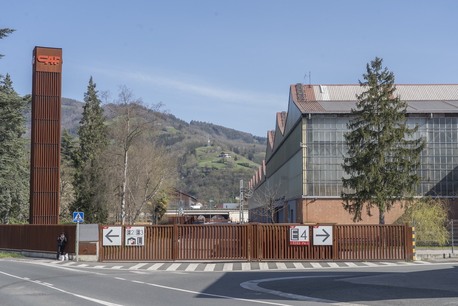 ELA denuncia que un accidente laboral deja herido a un trabajador