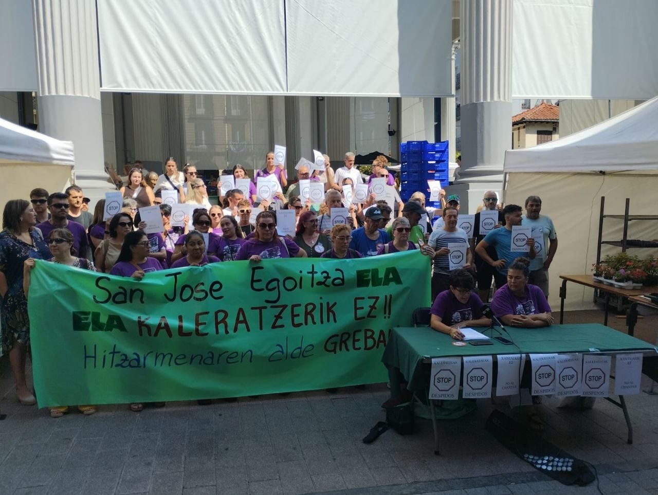 ELA exige revertir el despido de una huelguista y frenar los recortes anunciados