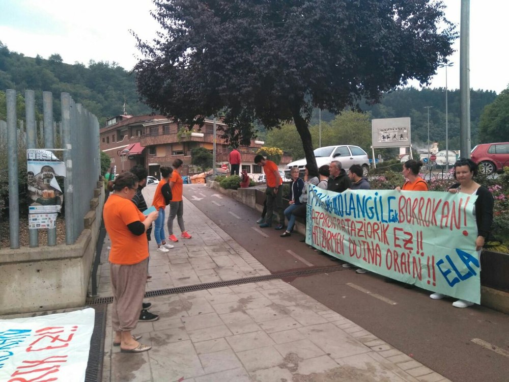 Huelga en el polideportivo Antzizar de Beasain para los días 26, 27 y 29 de junio