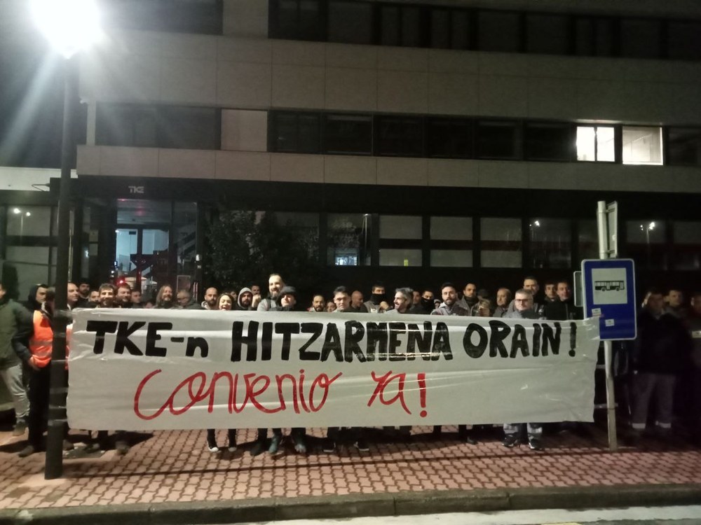 La producción y las oficinas están completamente paradas