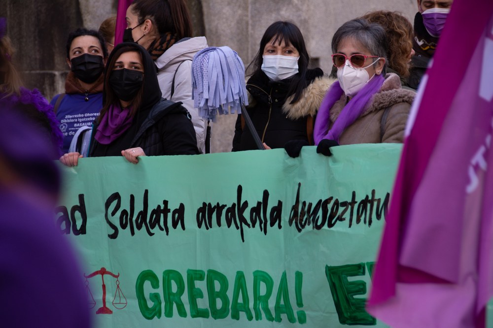 Cientos de trabajadoras de la limpieza se movilizan con motivo del Día Contra la Brecha Salarial