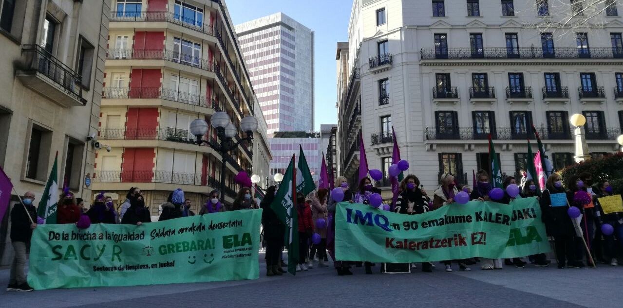 Cientos de trabajadoras de la limpieza se movilizan con motivo del Día Contra la Brecha Salarial Cientos de trabajadoras de la limpieza se movilizan con motivo del Día Contra la Brecha Salarial