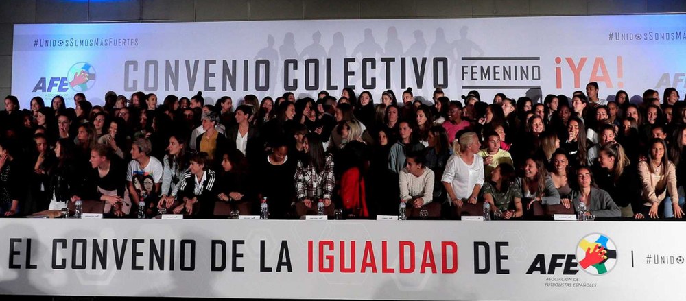 En apoyo a las futbolistas