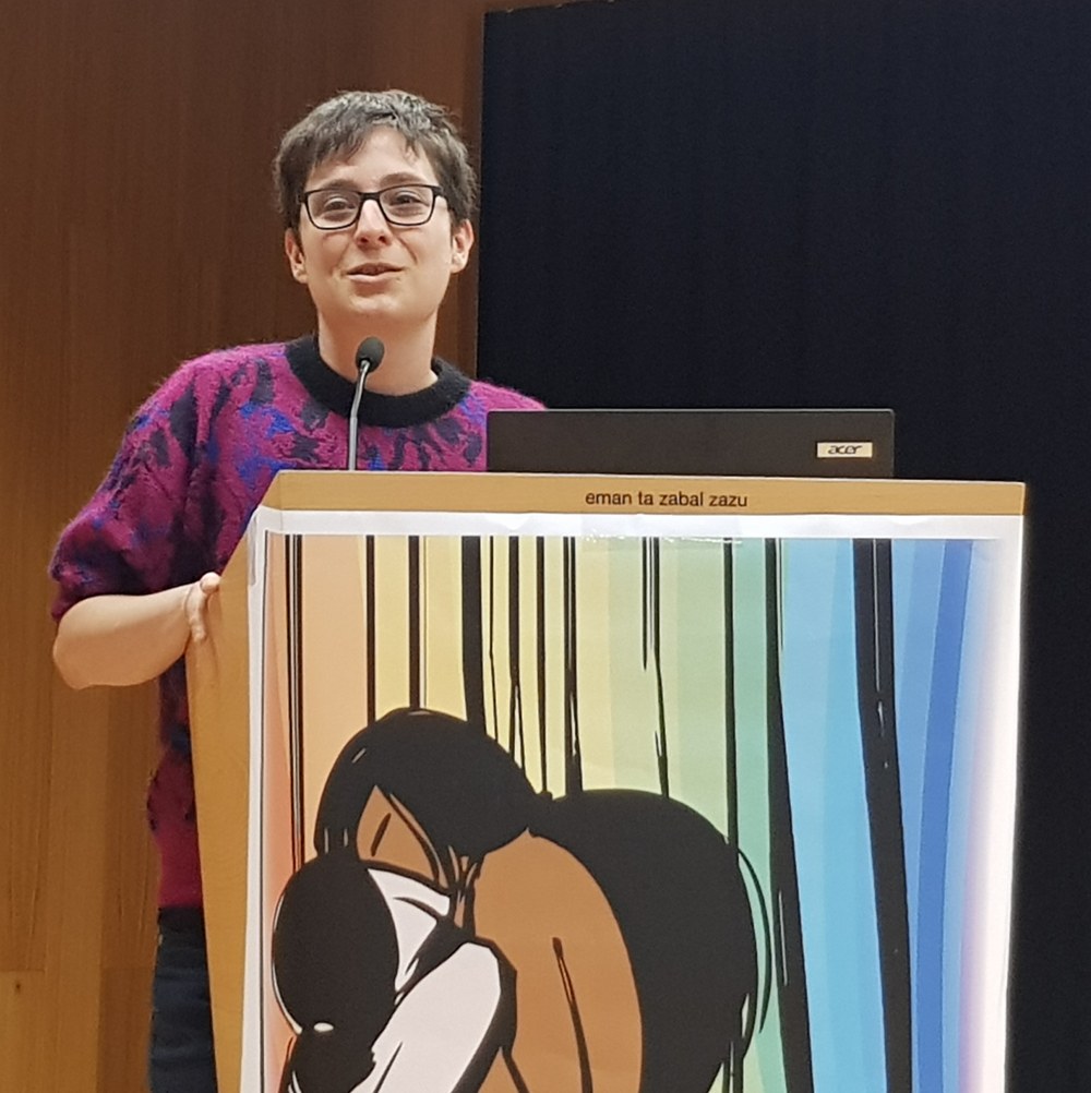 Andrea Momoitio: "Presuponer que una persona es heterosexual es lesbofobia cultural y estructural”