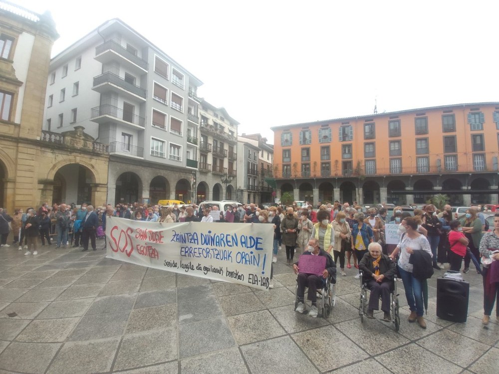 Kabia y el Ayuntamiento de Azkoitia se niegan a reunirse con la plantilla de la residencia San José