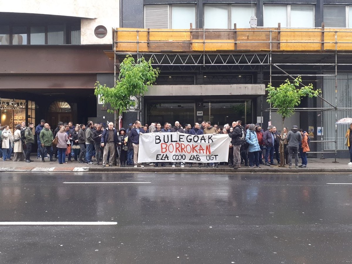 Los y las trabajadoras exigen recuperar su convenio tras 13 años — ELA ...