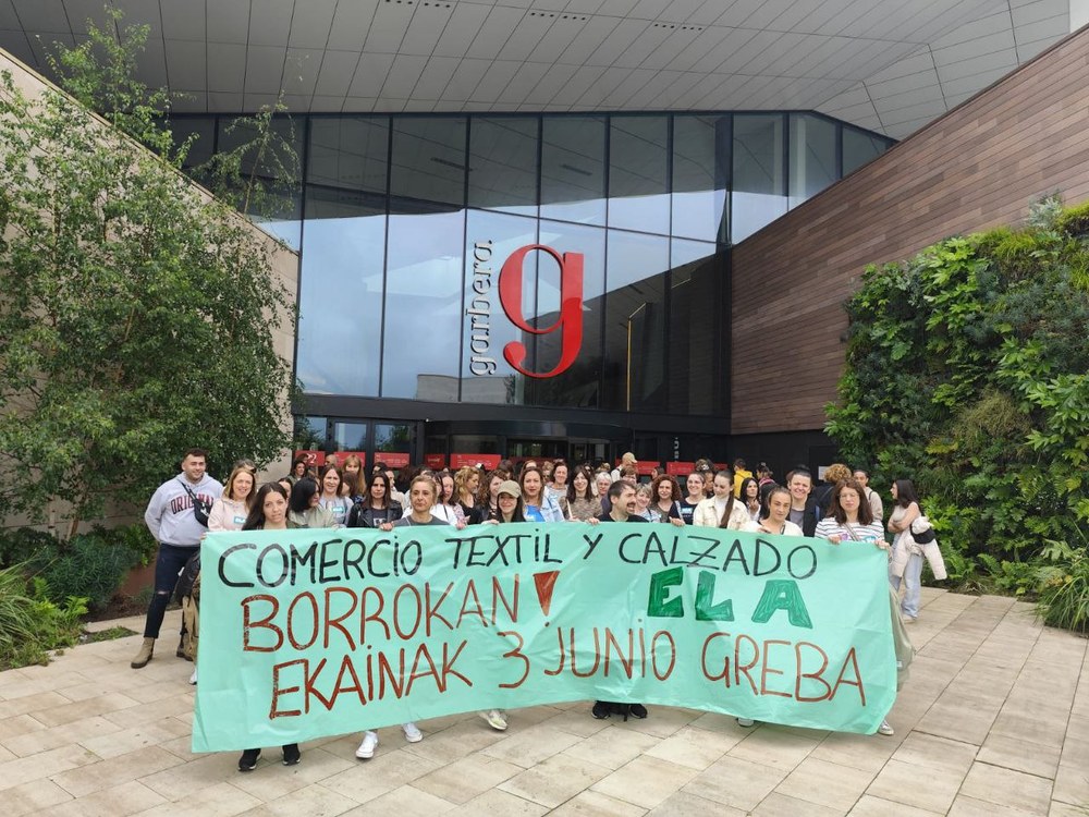 Amplio seguimiento de la huelga en grandes marcas de Gipuzkoa