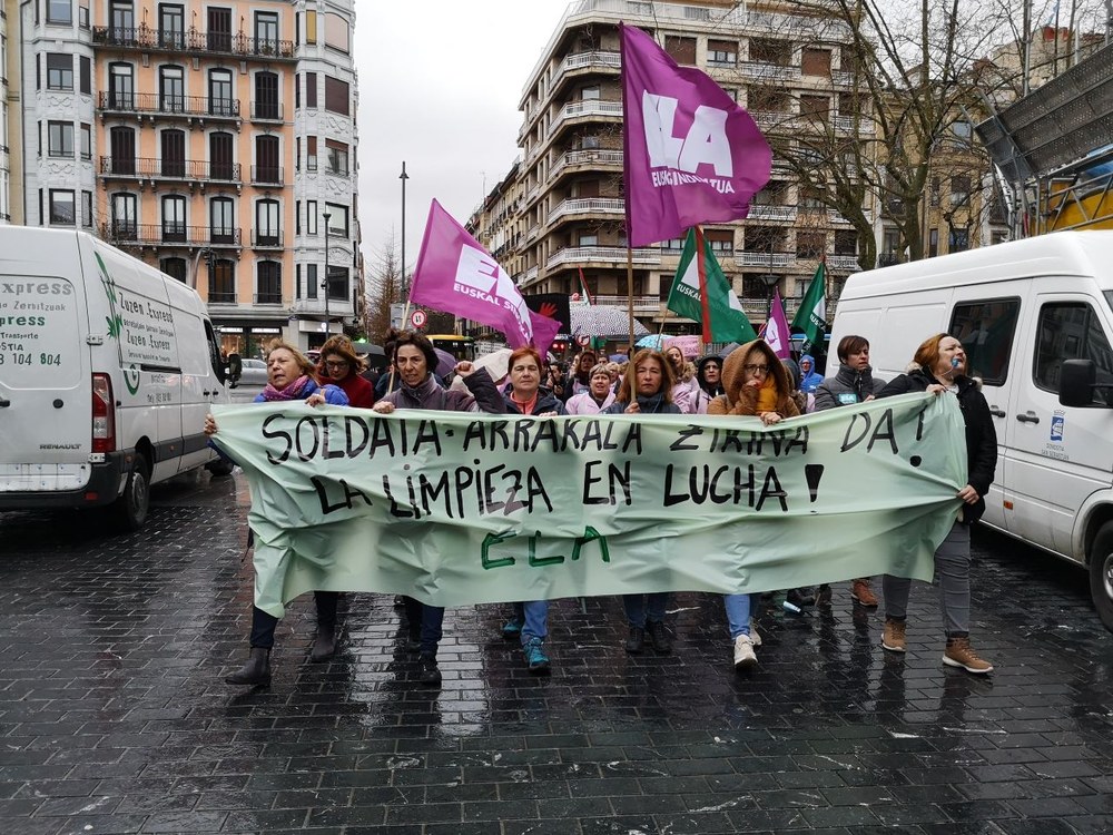 Amplio seguimiento de la huelga en la limpieza de Gipuzkoa