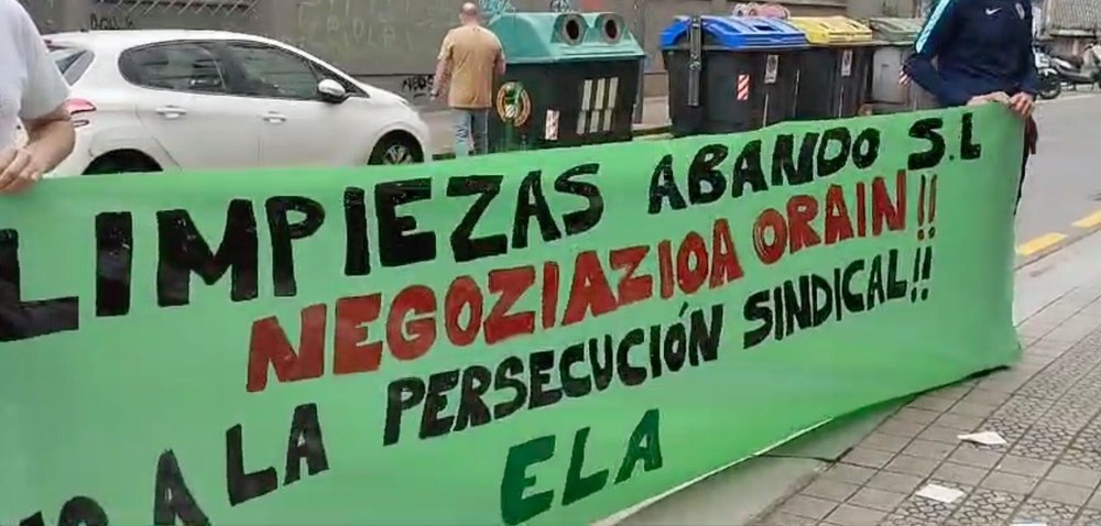 Concentración para denunciar la persecución sindical