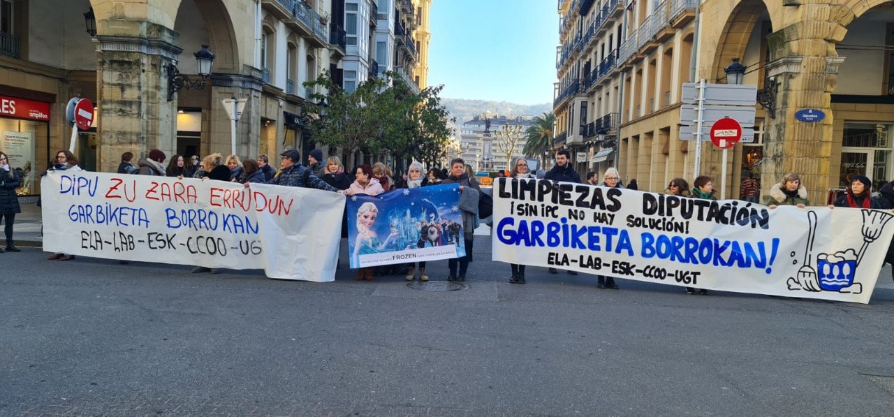 Nuevas movilizaciones ante el bloqueo del ente foral