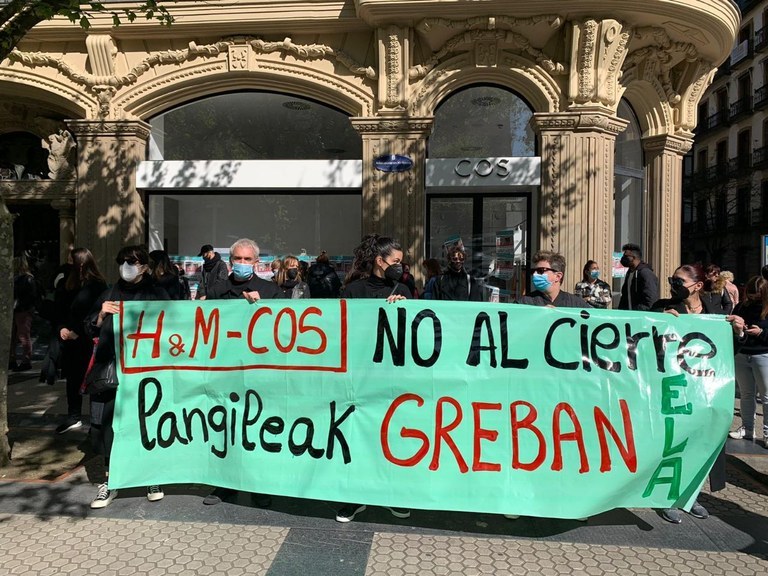 ELA convoca paros en  H & M ante el anuncio de cierres y recortes en las tiendas