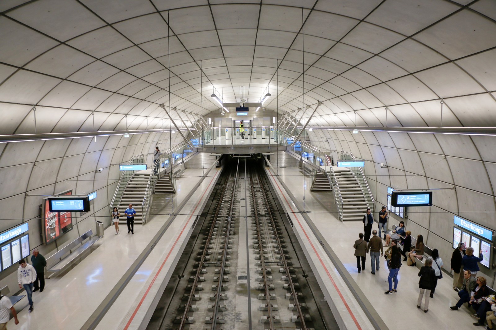 Recortan un 20% en el servicio de Metro Bilbao