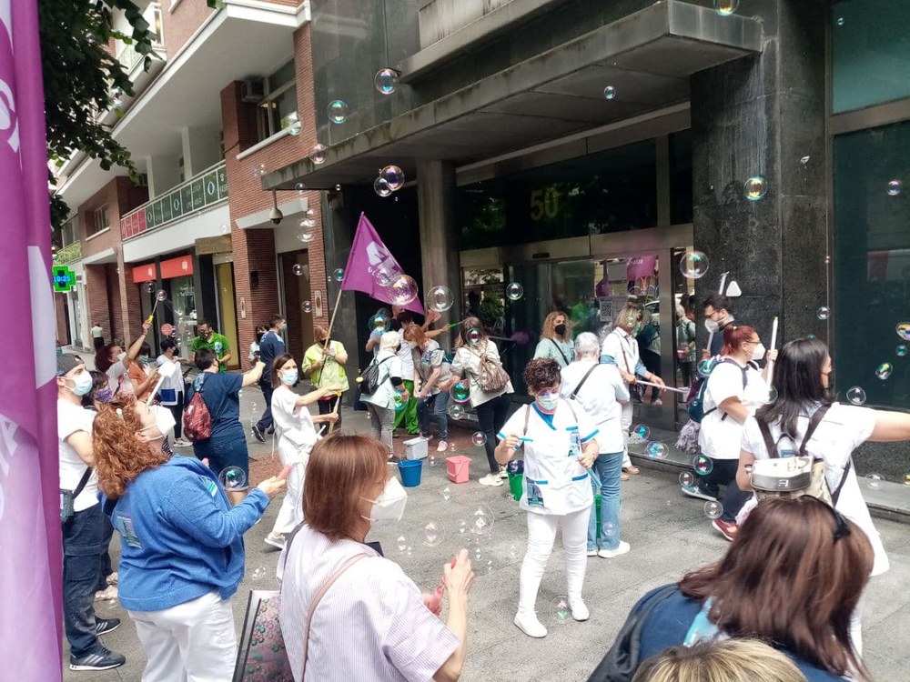 ELA 'limpia la brecha salarial' en tres edificios de la CAPV