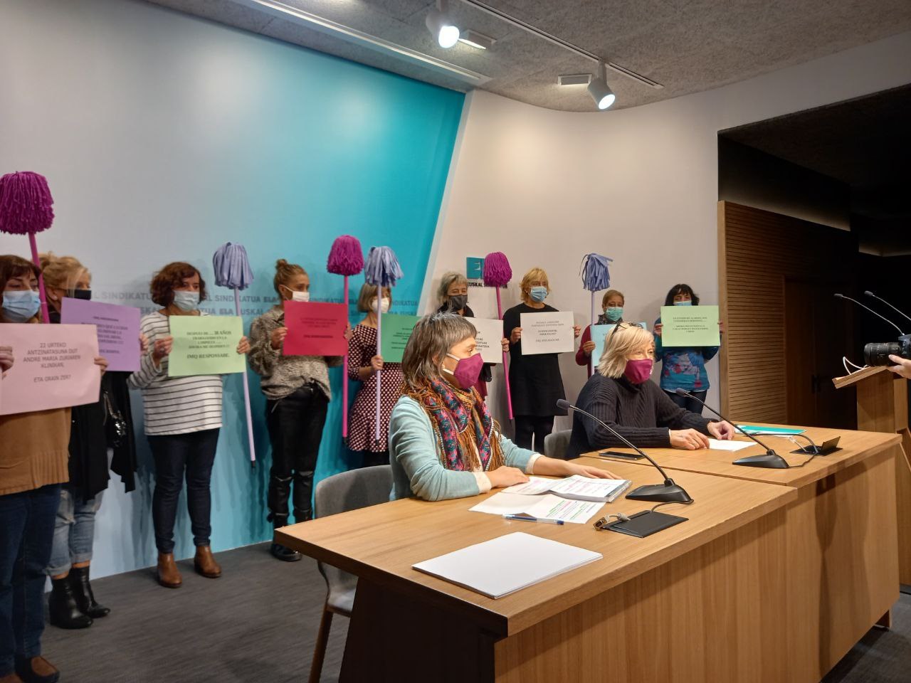 ELA llama a la huelga a las 90 trabajadoras del servicio de limpieza de IMQ en defensa de sus puestos