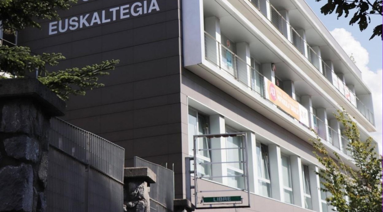 ELA participará en la negociación del primer Convenio Colectivo de la CAPV para los euskaltegis privados y centros homologados que se dedican a la enseñanza del euskara para personas adultas