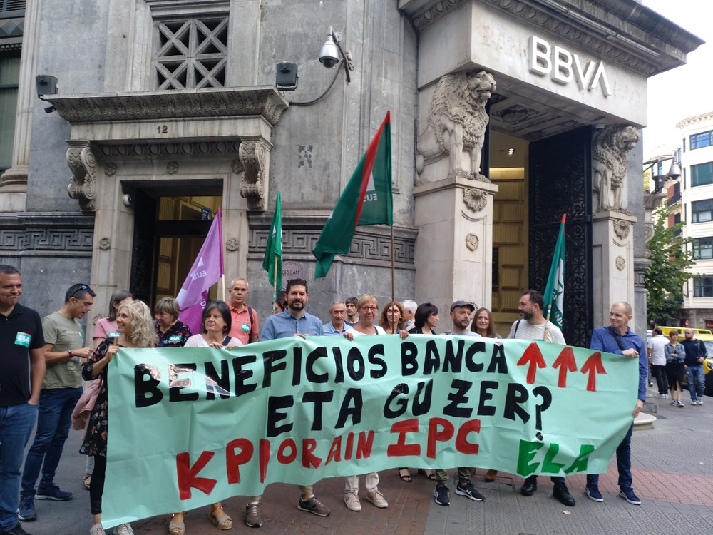 ELA reivindica subidas salariales ligadas al IPC en sector de la banca