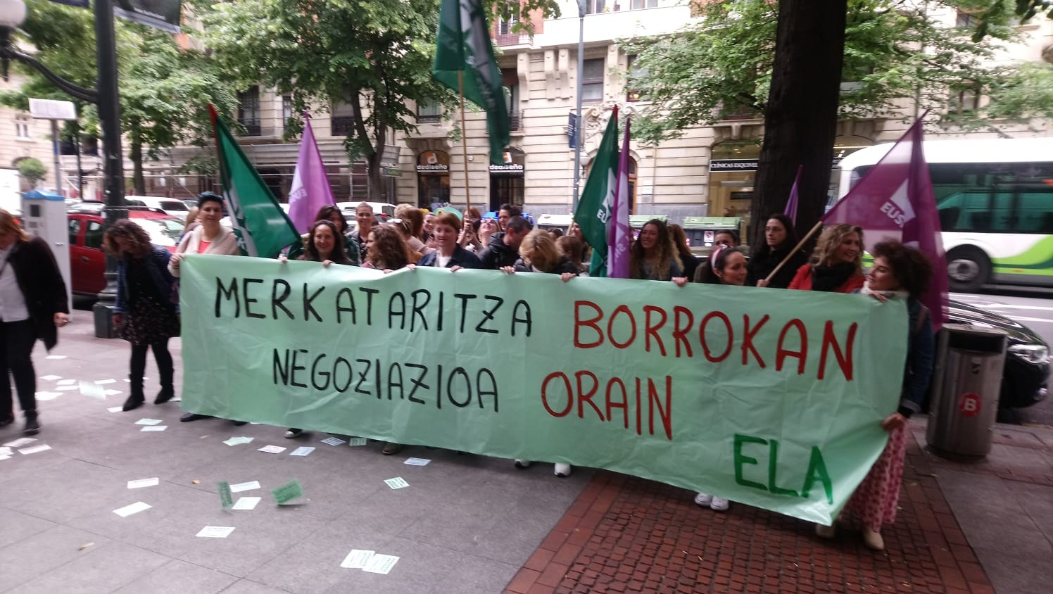 La patronal debe desbloquear  los convenios del comercio de Bizkaia  #EutsiTaTira