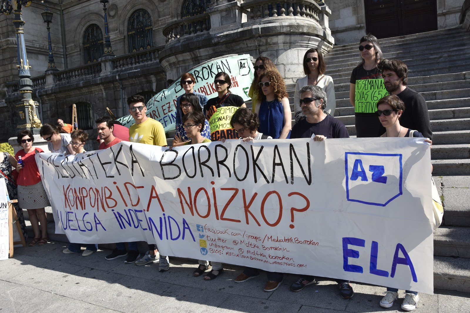 La plantilla de la mediateka de Azkuna Zentroa lleva 22 días en huelga