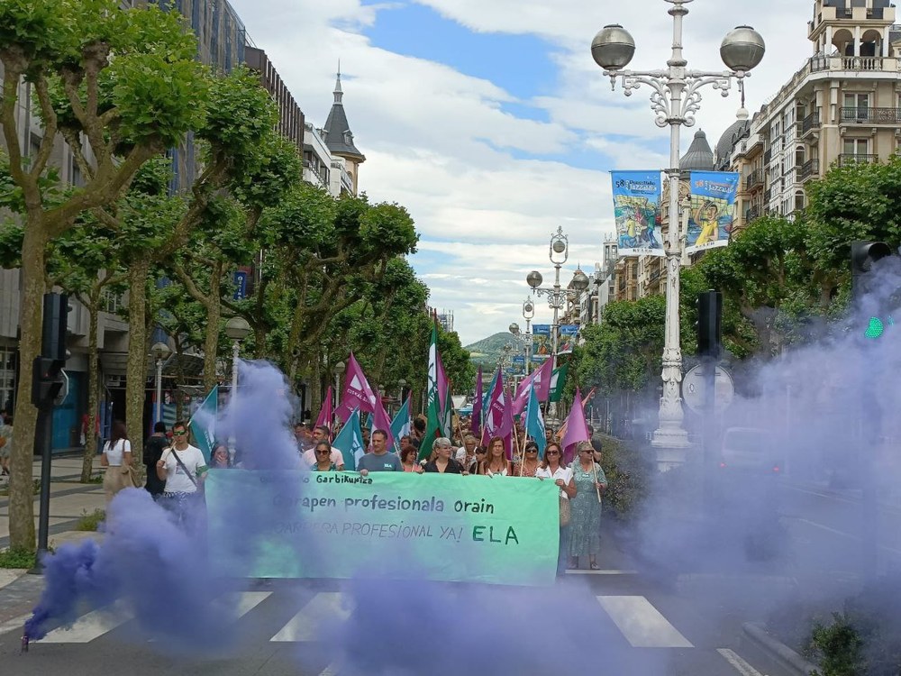 Lakuntza: “Hay una alianza de patronal y Gobierno Vasco para que las mujeres subcontratadas cobren menos”