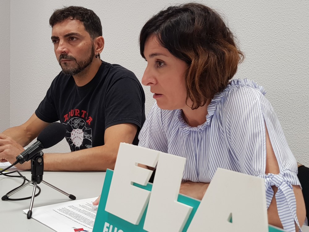 Las mujeres trabajan en los hoteles en condiciones de auténtica esclavitud