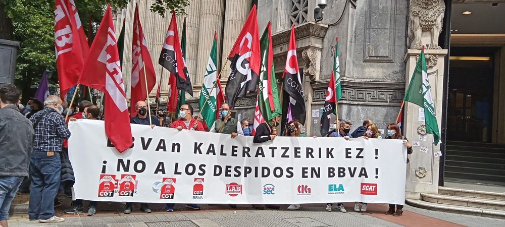 Seguimiento masivo de la huelga en el BBVA