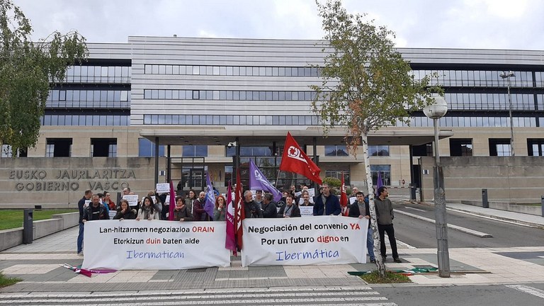 Seguimiento masivo del tercer día de huelga en Ibermática