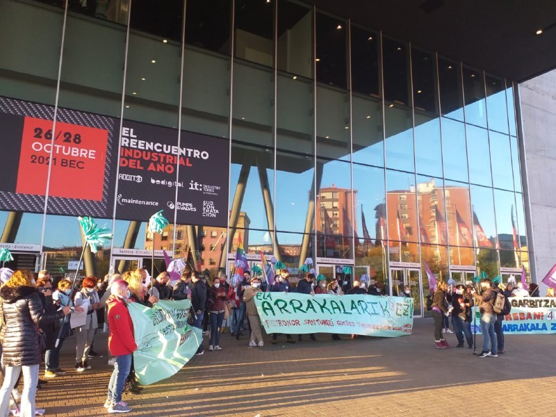 Trabajadoras de limpieza de la CAPV denuncian la inacción del Gobierno Vasco frente a la brecha salarial