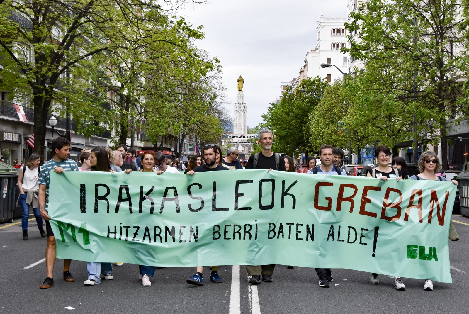 “Dezepziotik alternatibara igaro behar dugu” “Dezepziotik alternatibara igaro behar dugu”
