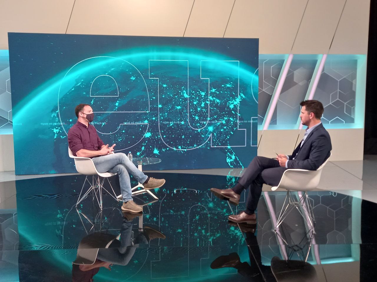 Mitxel Lakuntza: “Eusko Jaurlaritza galduta dago, ez du etorkizunerako plan estrategikorik”