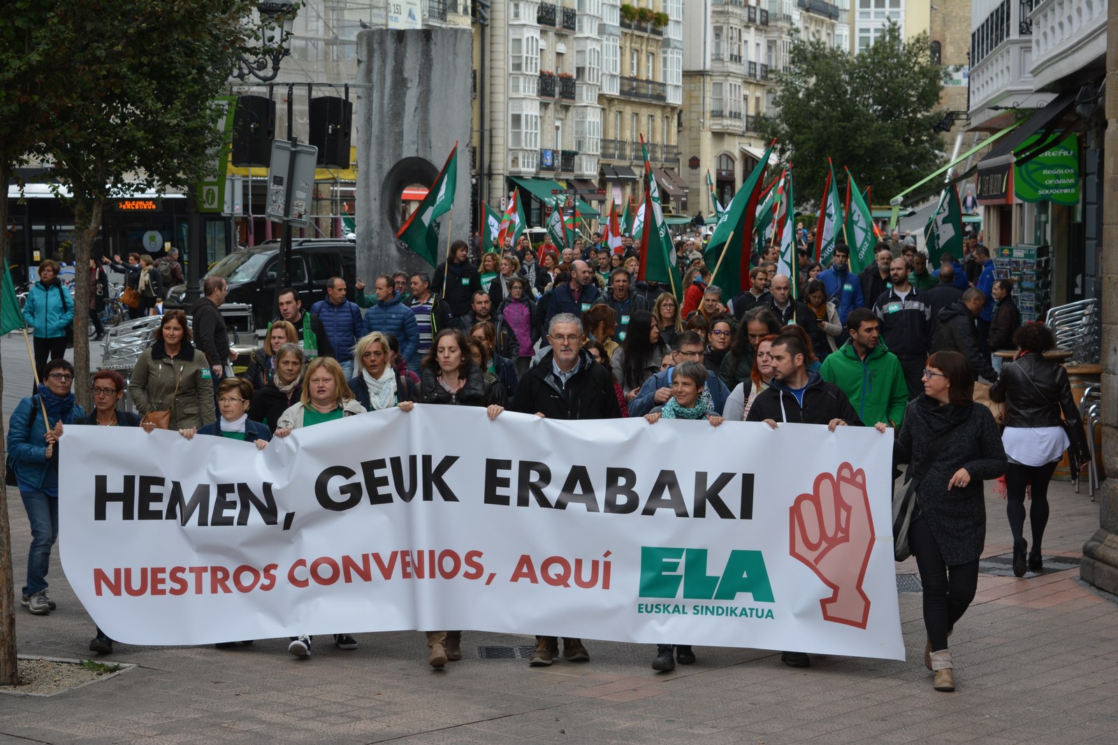 Negoziatzeko, borroka egin behar da #Landeia Negoziatzeko, borroka egin behar da #Landeia