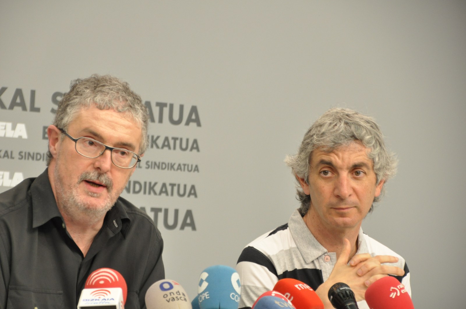 “Pentsio publikoak pentsio pribatuekin negozio egiten dutenen esku utzi dituzte”