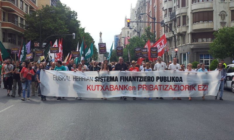 5.000 lagun Kutxabanken "pribatizazio prozesua" salatzeko