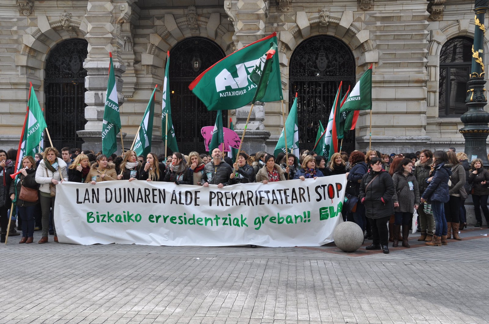 Ainhoa Tirapu: “Patronala erakundeak direnean eta emakumeen lan-baldintzei buruz hitz egiten dugunean, lan-gatazkak izugarri luzatzen dira”