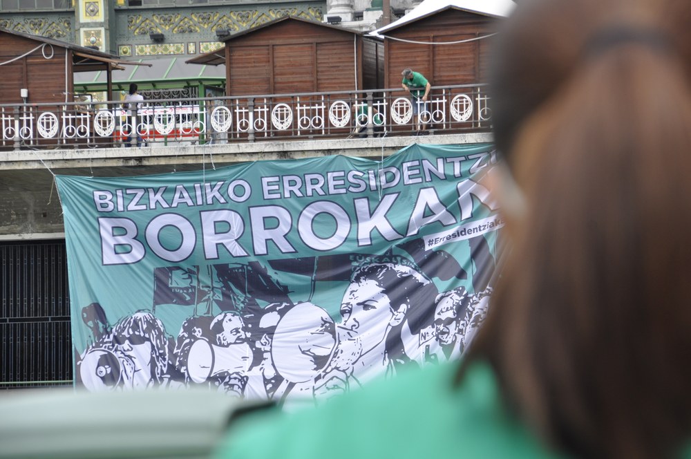 Zeuk ere bizkarra emango al diguzu Emakunde?