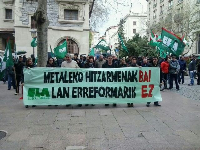 Arabako metaleko hitzarmenen aldeko elkarretaratzea