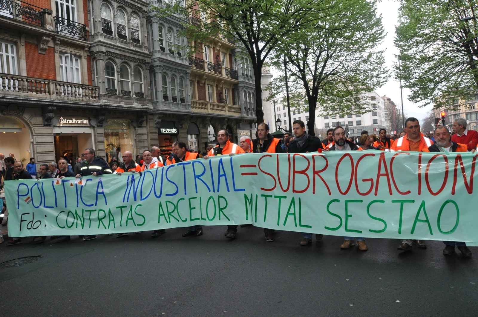 Arcelor Mittal Sestao-k eta Harsco azpikontratak  50 langile kaleratu nahi ditu